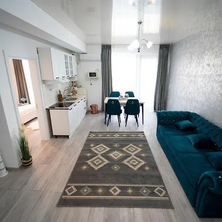 109 B2 Almar Luxury Residence-renting & Free Pool Apartman *