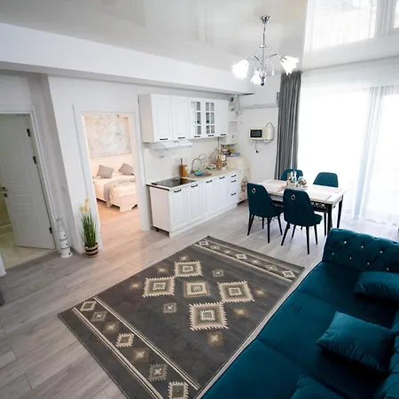 109 B2 Almar Luxury Residence-renting & Free Pool