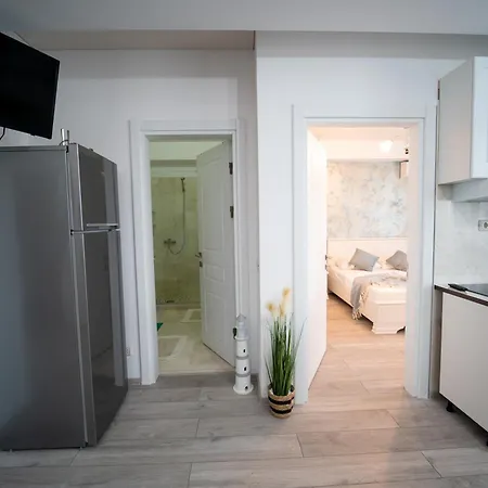 109 B2 Almar Luxury Residence-renting & Free Pool