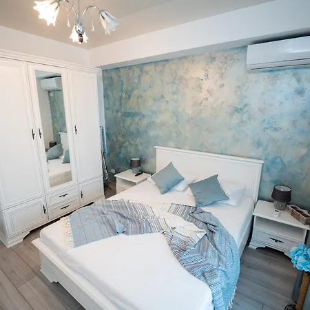 Apartmán 109 B2 Almar Luxury Residence-renting & Free Pool *