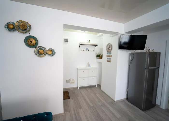 109 B2 Almar Luxury Residence-renting & Free Pool *