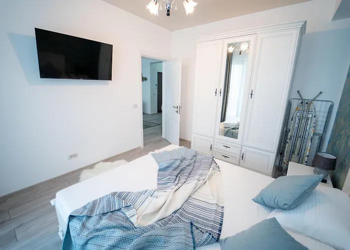 109 B2 Almar Luxury Residence-renting & Free Pool Apartman Năvodari