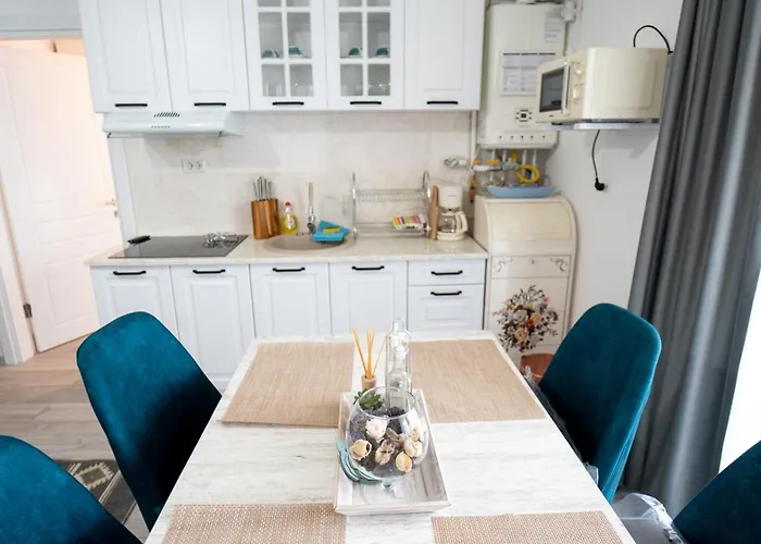 109 B2 Almar Luxury Residence-renting & Free Pool Năvodari